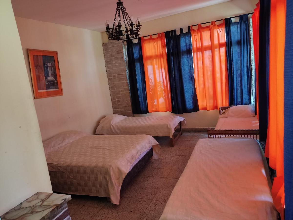 Olivos, Posada Y Habitaciones Buenos Aires Zewnętrze zdjęcie